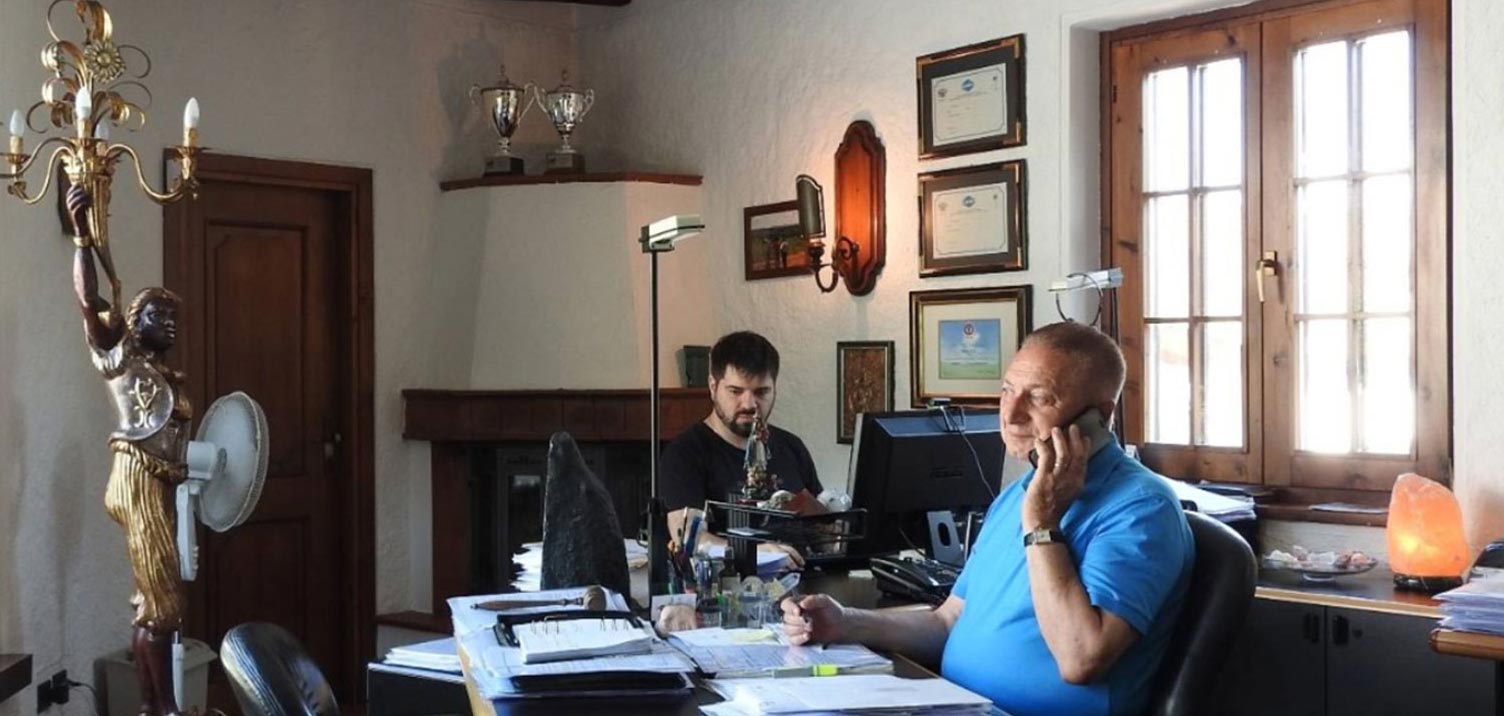 Sede e team di Immobilien Werner Rieger, agenzia immobiliare a Tenno sul Lago di Garda