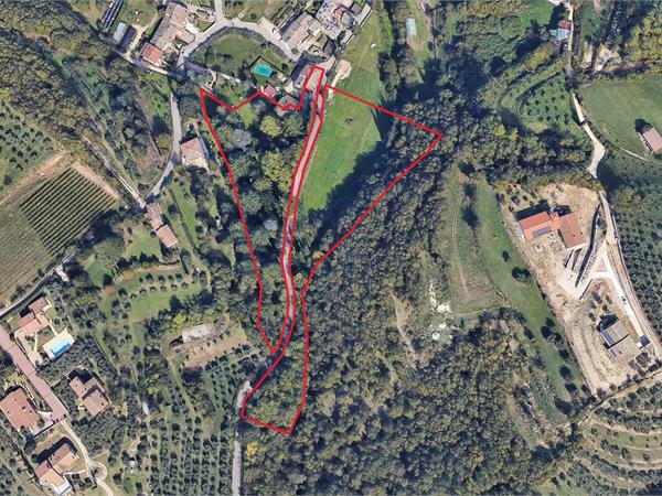 GRUNDRISSE - Renovierungsbedürftiges Rustico oberhalb von Garda