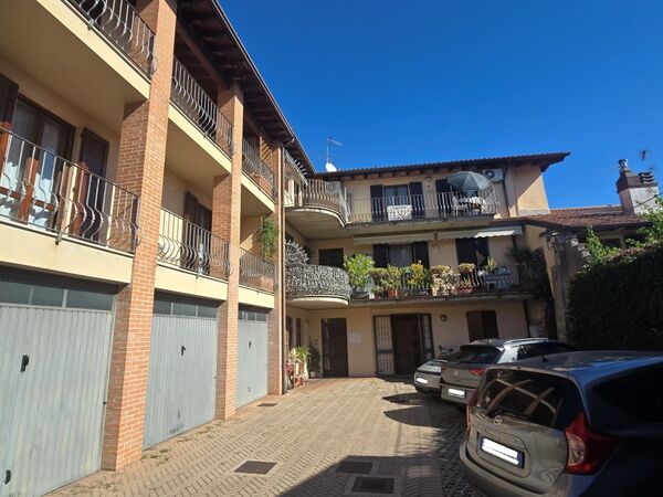 Appartamento con vista-lago a Moniga del Garda