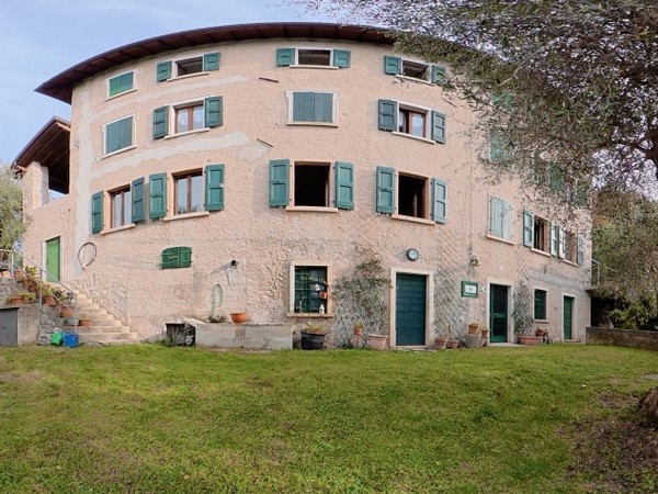 Rustico con splendida vista-lago a Malcesine