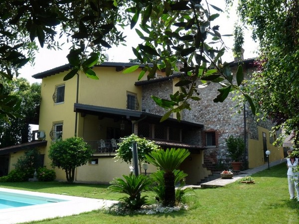 Cascina storica ristrutturata nel Garda meridionale
