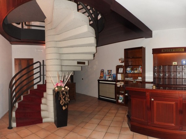 Hotel 3 Stelle con ristorante e villa privata, nel Garda meridionale