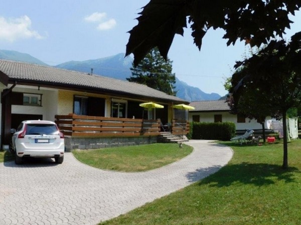 Villa am Ledrosee mit etwas Seeblick