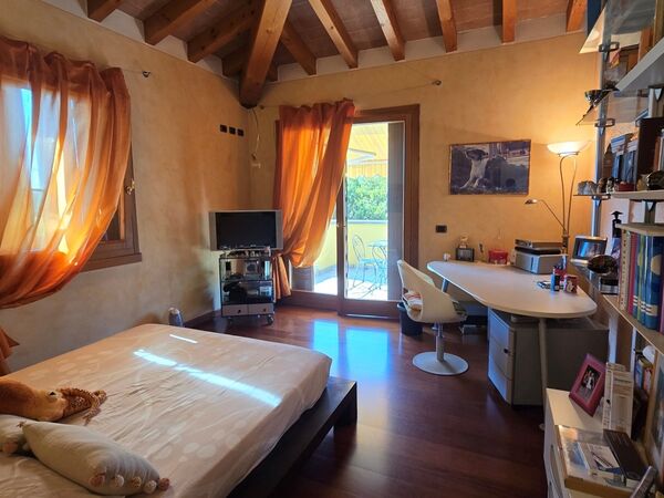 gr. Villa in Bussolengo - foto 12