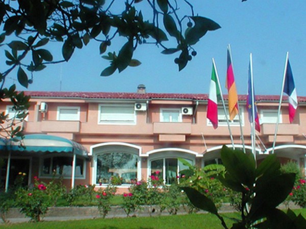 Hotel 4 Stelle sul Garda meridionale - foto 9