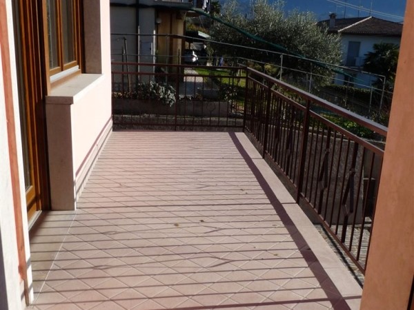 Villa con 2 appartamenti a Caprino Veronese - foto 3