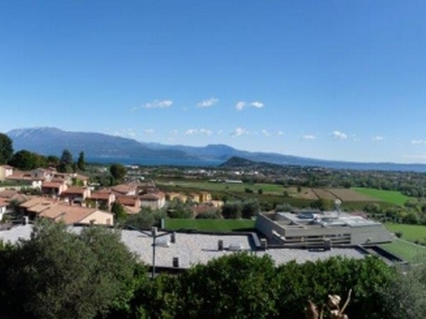 Terreno edificabile con splendida vista lago sul basso Garda - foto 3