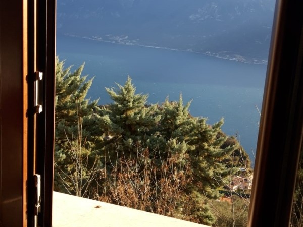Villa mit herrlichen Seeblick in Tremosine - foto 11