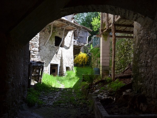 Rustico da ristruttura a Pranzo di Tenno - foto 8