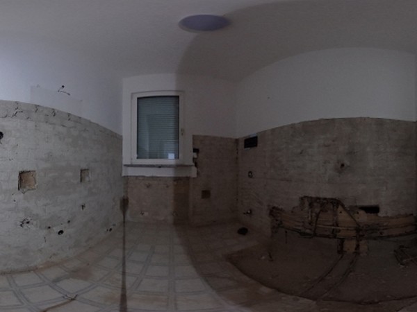 Grande appartamento da rinnovare a Riva del Garda - foto 2