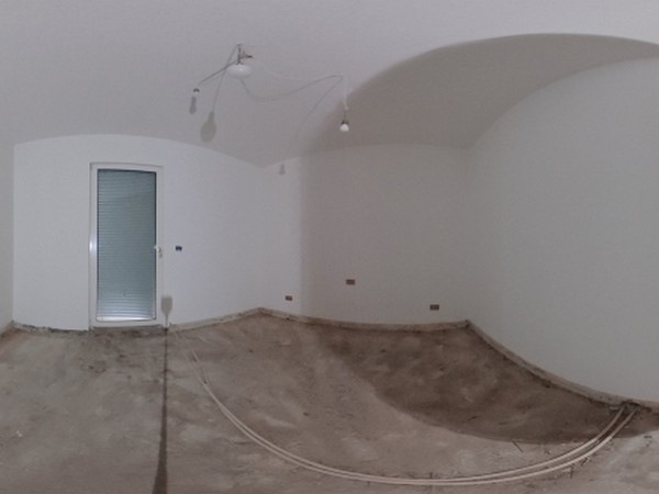 Grande appartamento da rinnovare a Riva del Garda - foto 3